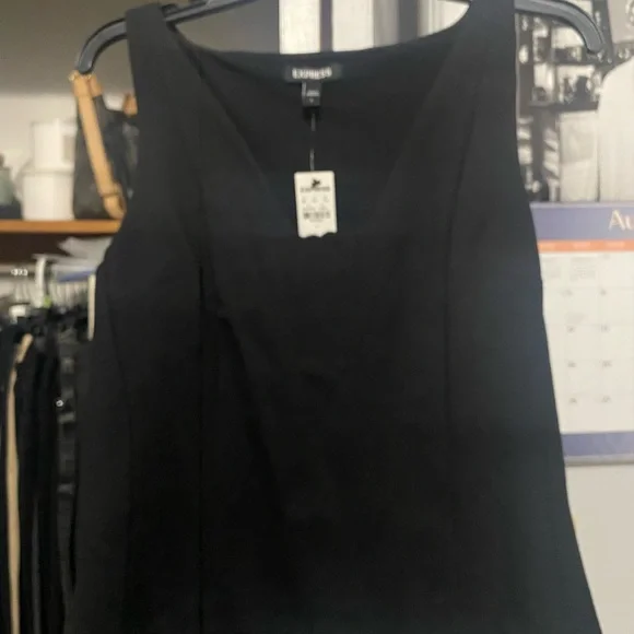 Top - Picture 1 of 4